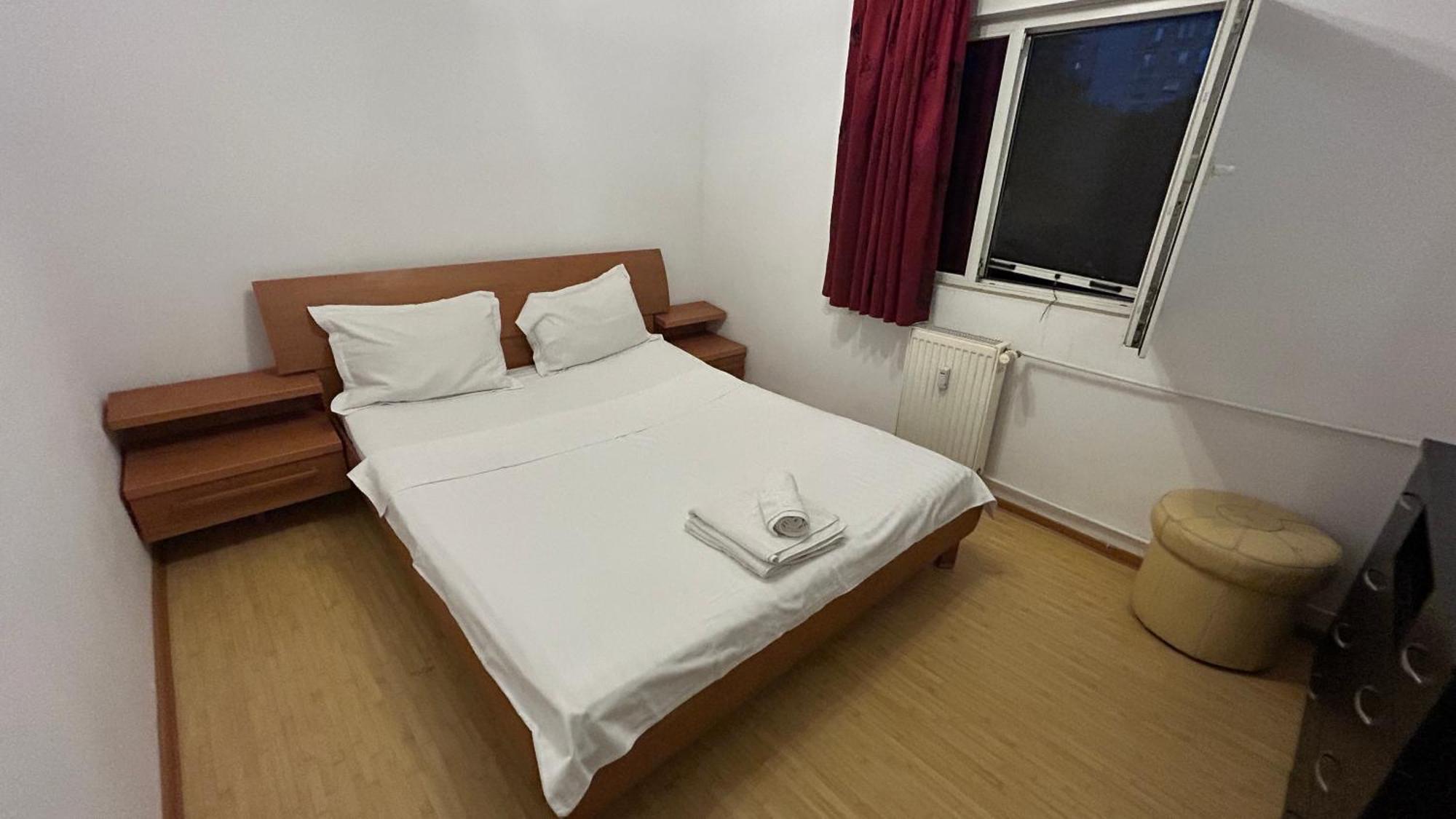 Sleep & Go Parcare Gratuita Self Check-In Appartement Boekarest Buitenkant foto